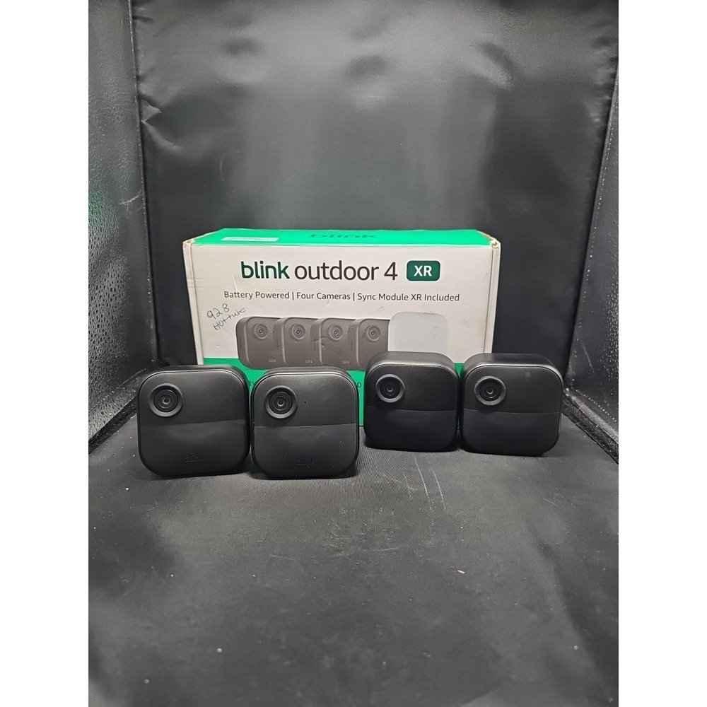 BLINK OUTDOOR WIRELESS HOME SECURITY CANERAS G8T2-CV01 LOT OF 4
